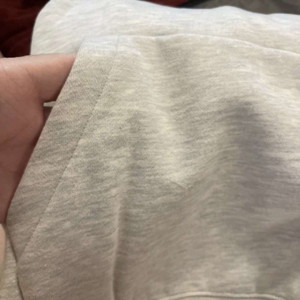 NWT Essentials Fear Of God Men's Sz Sm Light Oatmeal Hoodie, Pocket, Money - Picture 9 of 10